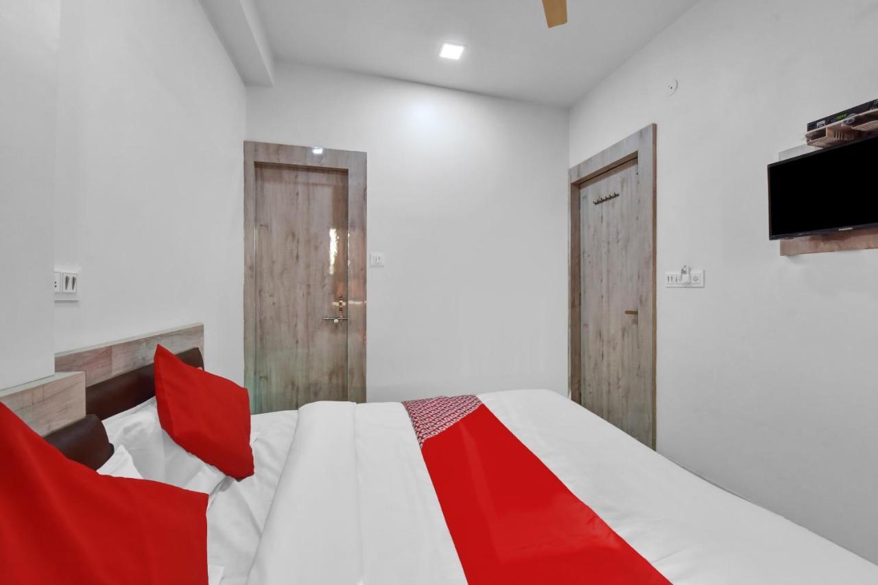Hotel O Grand L M Ádzsmir Kültér fotó